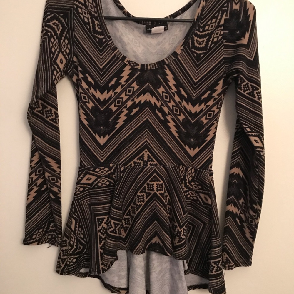 Black and Tan top